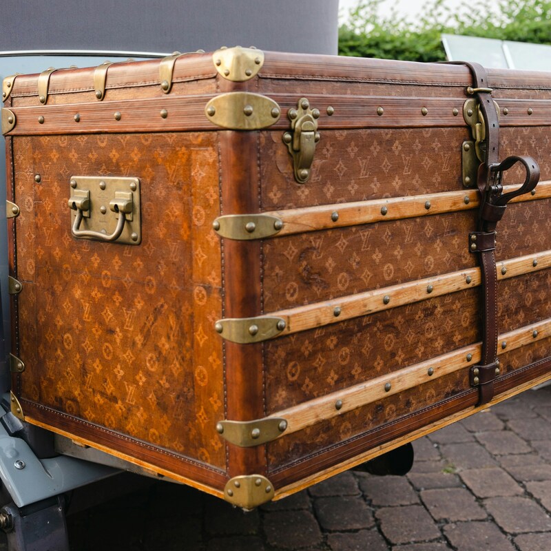 filipp-romanovski-bnNll758J2A-unsplash (1) (1)